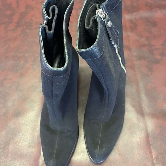 Stuart Weitzman black goreit gore-tex boots‎ mid calf heel size 8 - Picture 9 of 11